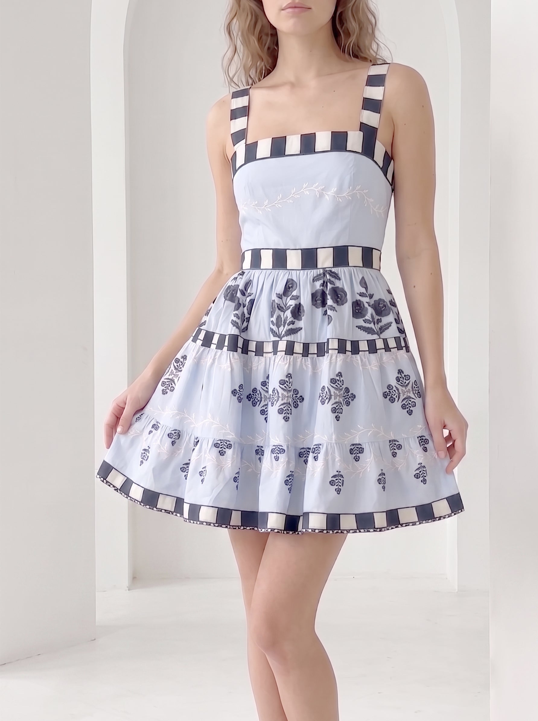 Stelle Dress – REVIEW